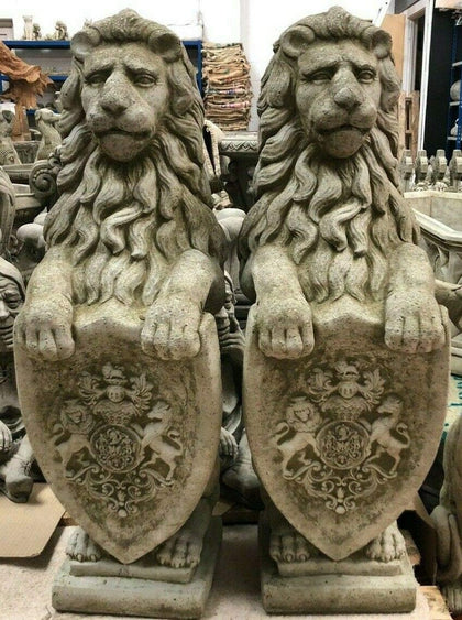 Pair Armorial Lion Statues | Reconstituted Stone Animal Concrete Garden Ornament