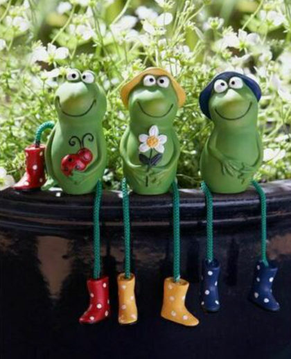 Frog Outdoor Garden Ornaments Sitting Toad Plant Pot Perchers Set Of 3