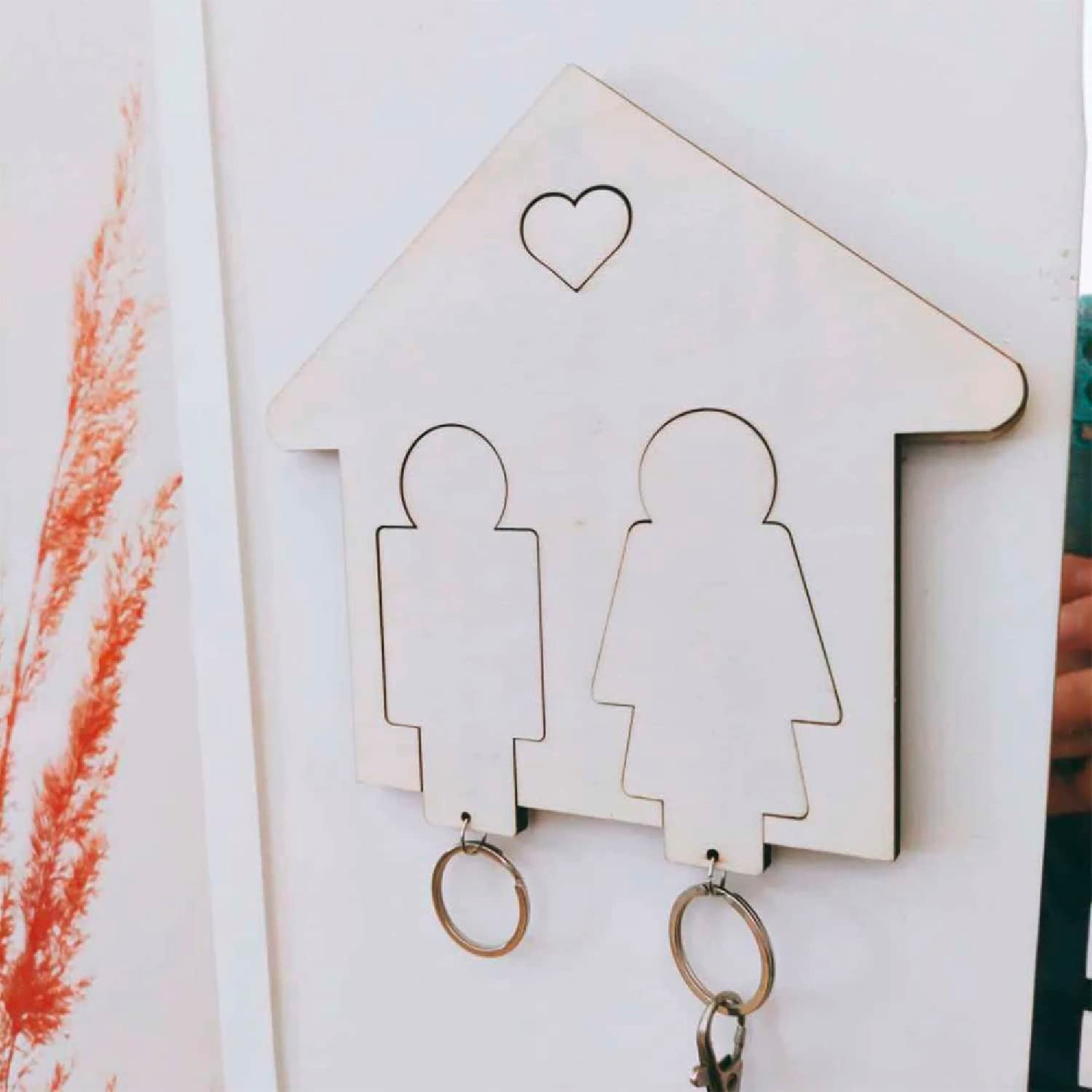 Wooden Couples Key Holder for Wall Plaque